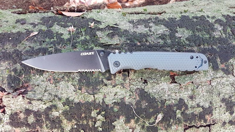 Designed from parameters given by former elite special forces members, the TX399 Knife is one of the founding members of Coast's Spec-Ops collection.