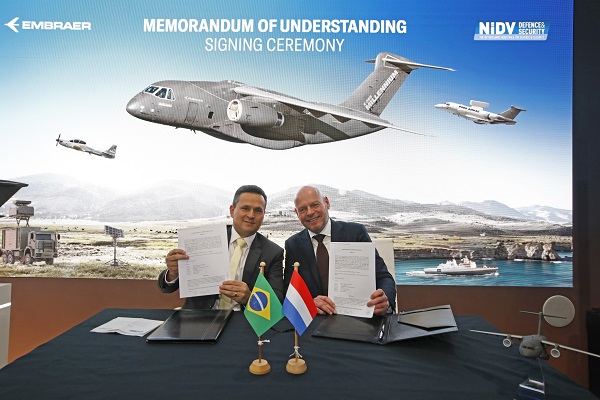 Embraer y NIDV firman MoU para ampliar la cooperación en el sector de Defensa y Seguridad