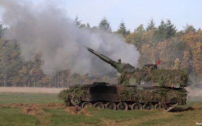 Rheinmetall is contracted to manufacture 22 undercarriages and weapon systems for self-propelled howitzers PzH 2000